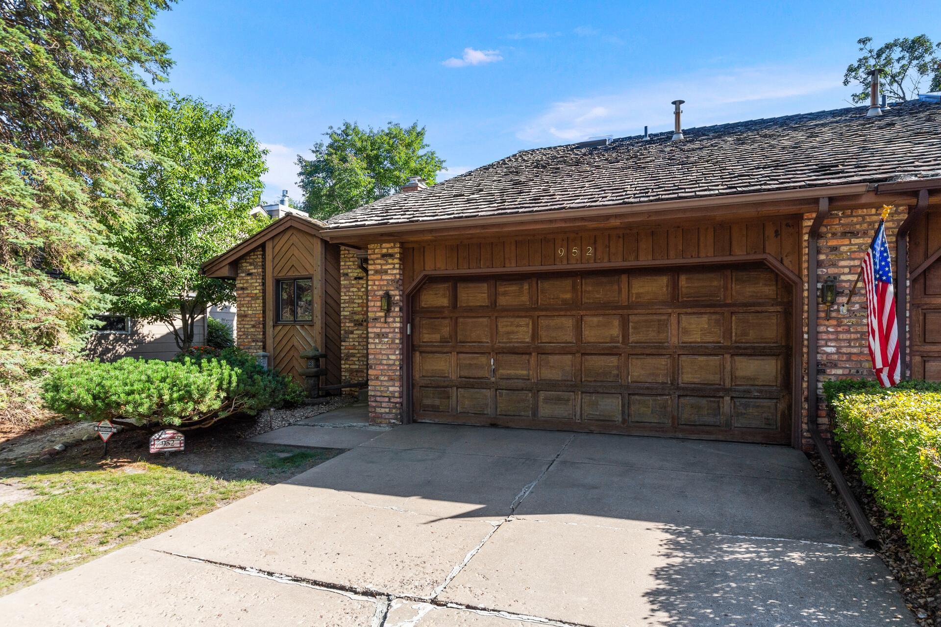View of Residential at 952 Sherwood Road, Shoreview MN 55126, Shoreview - Mike Wilen | Minnesota Team Real Estate
