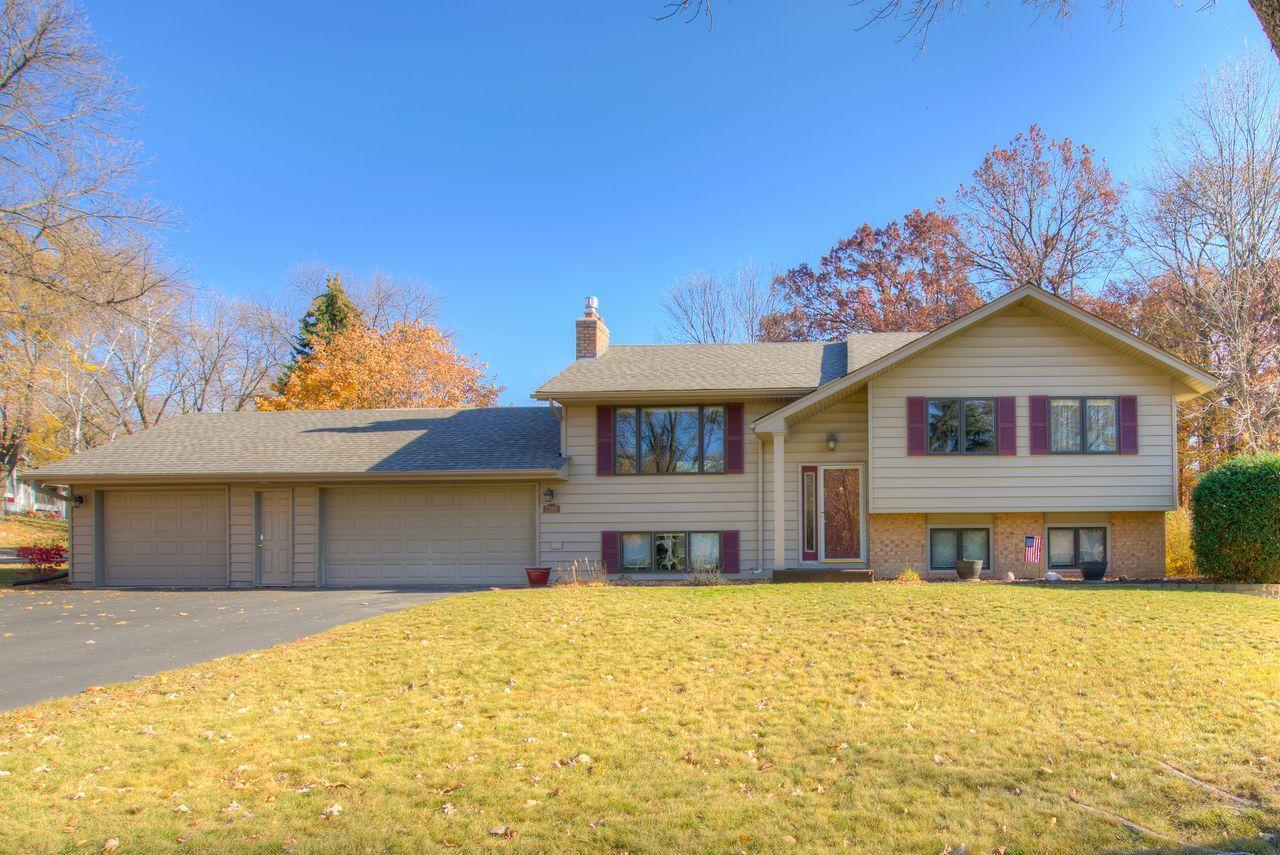 View of Residential at 7385 Berkshire Court, Maple Grove MN 55311, Maple Grove - Mike Wilen | Minnesota Team Real Estate