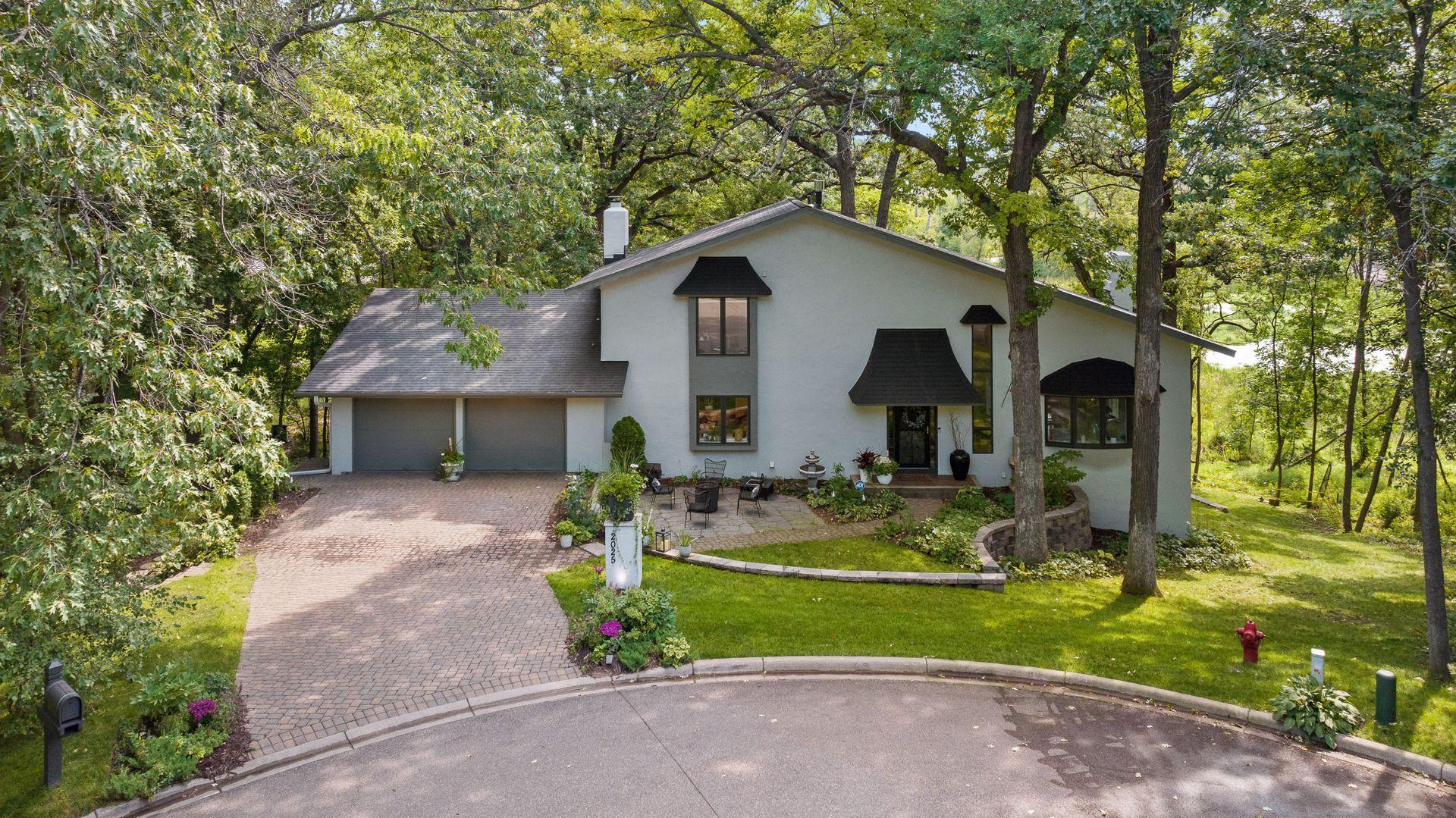 View of Residential at 2025 Blackberry Lane, Minnetonka MN 55391, Minnetonka - Mike Wilen | Minnesota Team Real Estate