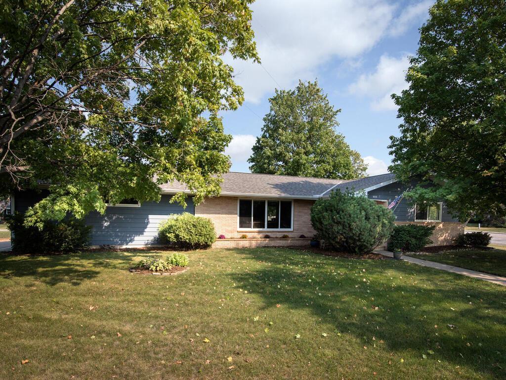 View of Residential at 685 Jackson Street, Shakopee MN 55379, Shakopee - Mike Wilen | Minnesota Team Real Estate
