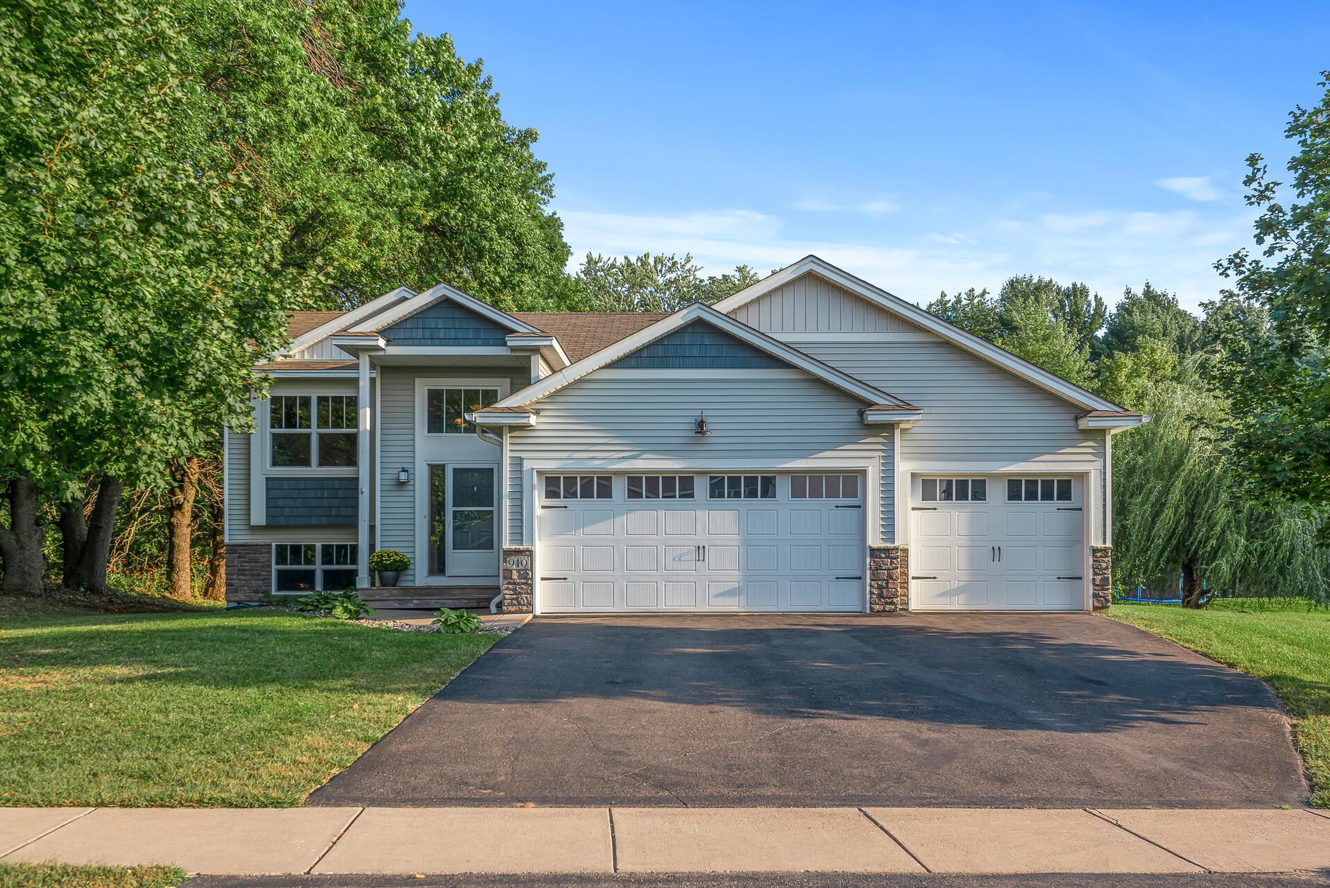 View of Residential at 910 18th Avenue, Cambridge MN 55008, Cambridge - Mike Wilen | Minnesota Team Real Estate