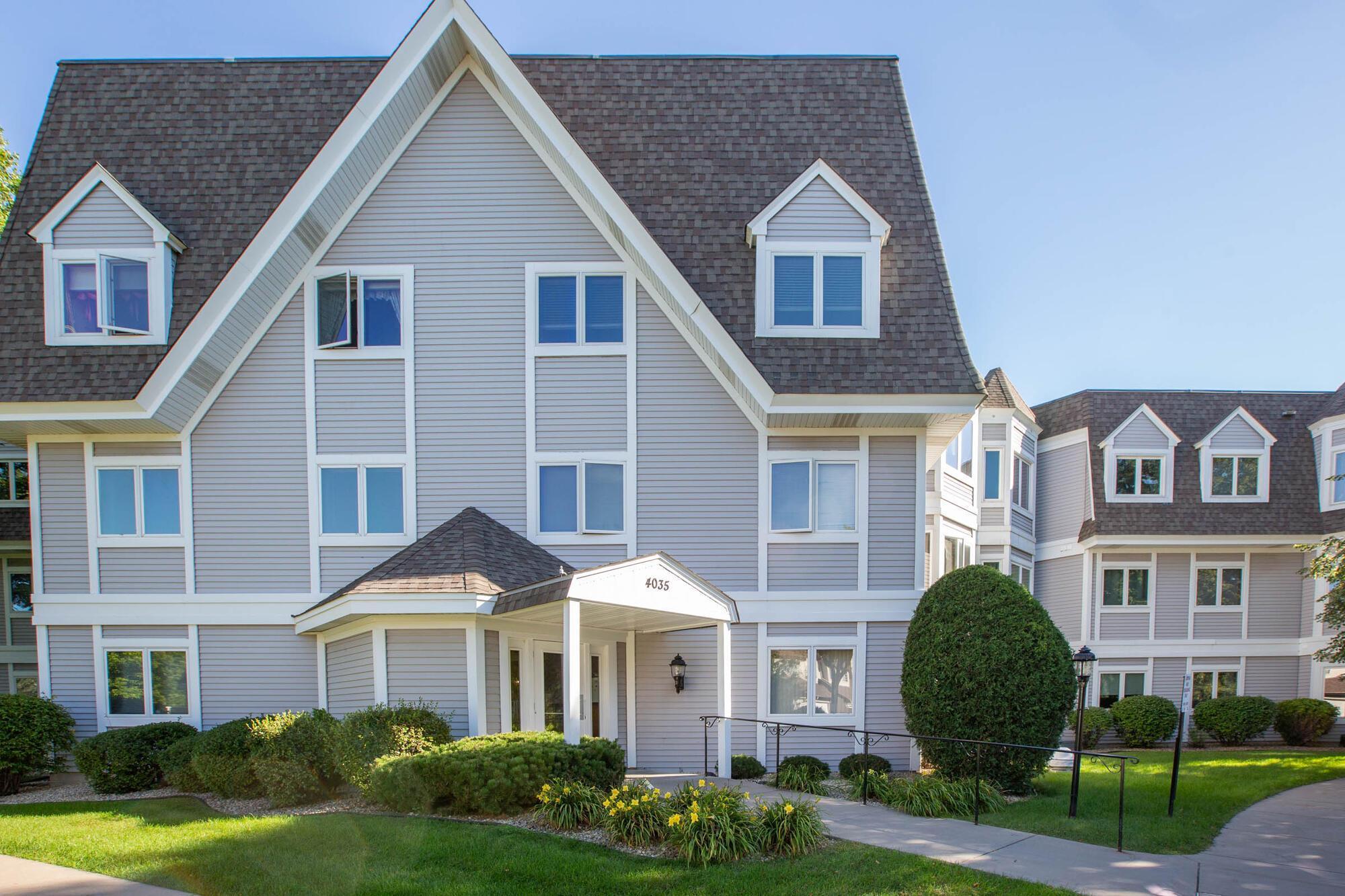 View of Residential at 4035 Victoria Street #103, Shoreview MN 55126, Shoreview - Mike Wilen | Minnesota Team Real Estate