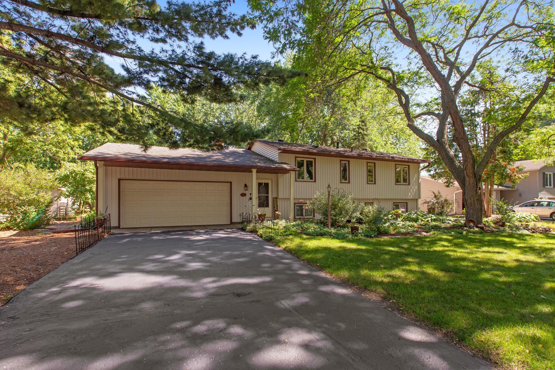 View of Residential at 10172 Quaker Lane, Maple Grove MN 55369, Maple Grove - Mike Wilen | Minnesota Team Real Estate