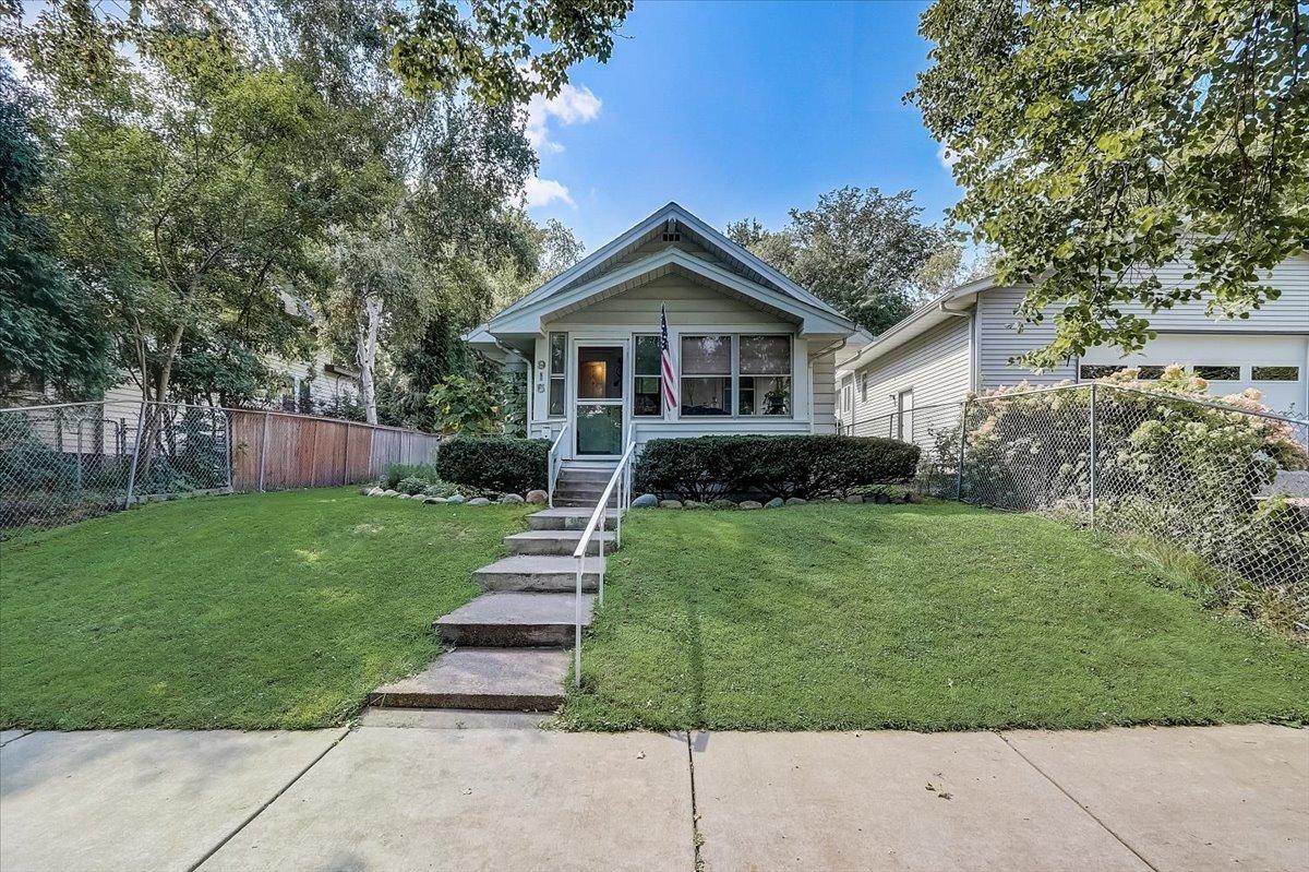 View of Residential at 915 15th Avenue, South Saint Paul MN 55075, South Saint Paul - Mike Wilen | Minnesota Team Real Estate
