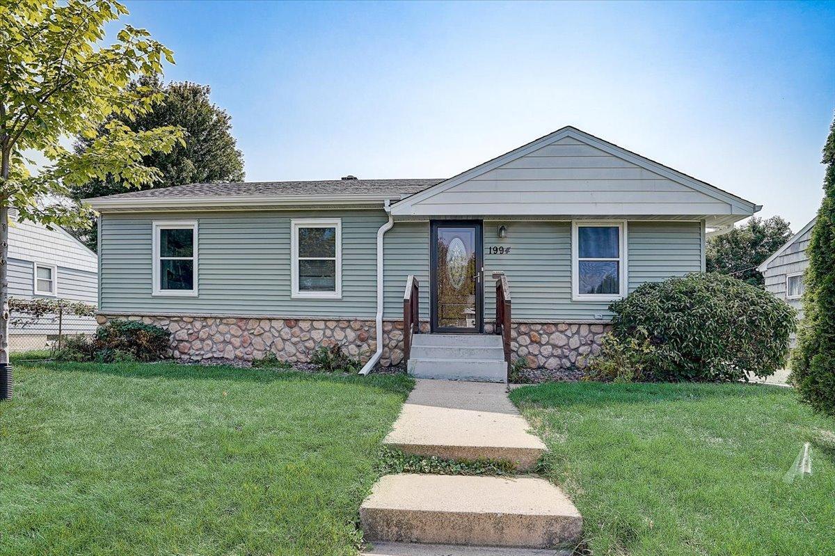 View of Residential at 1994 Worcester Avenue, Saint Paul MN 55116, Saint Paul - Mike Wilen | Minnesota Team Real Estate