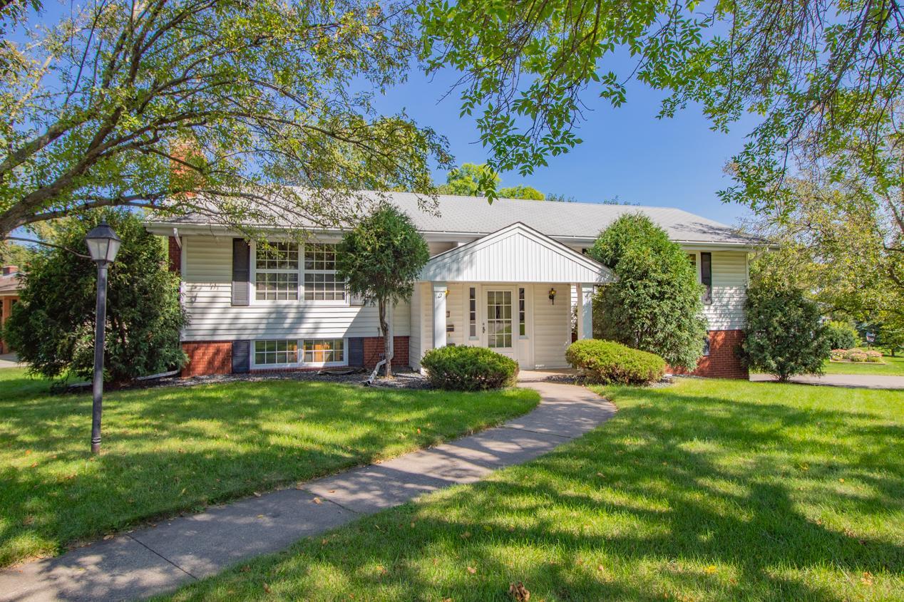 View of Residential at 3511 Chelmsford Road, Saint Anthony MN 55418, Saint Anthony - Mike Wilen | Minnesota Team Real Estate