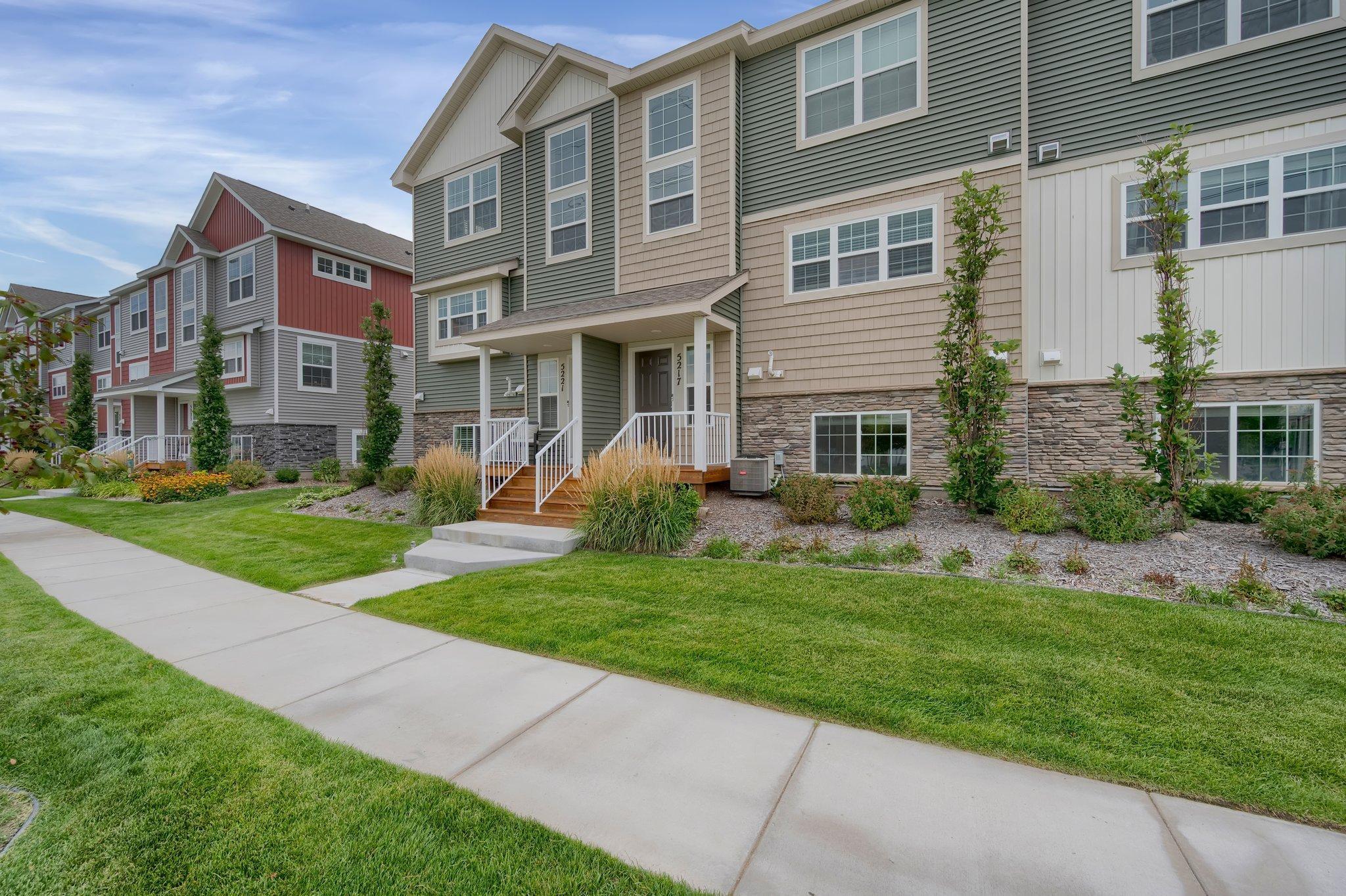 View of Residential at 5217 Oak Grove Parkway, Brooklyn Park MN 55443, Brooklyn Park - Mike Wilen | Minnesota Team Real Estate