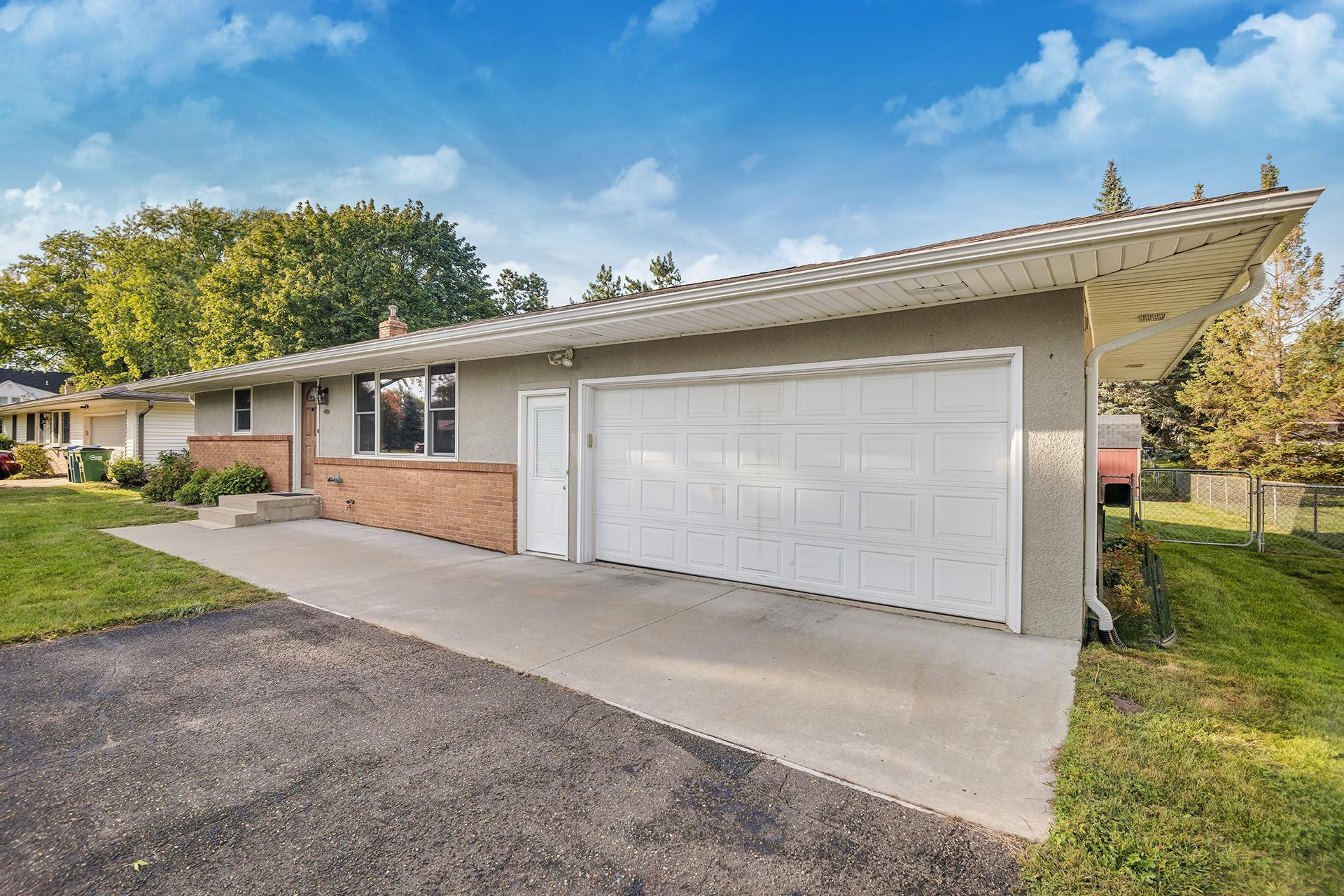 View of Residential at 825 Grandview Avenue, Roseville MN 55113, Roseville - Mike Wilen | Minnesota Team Real Estate