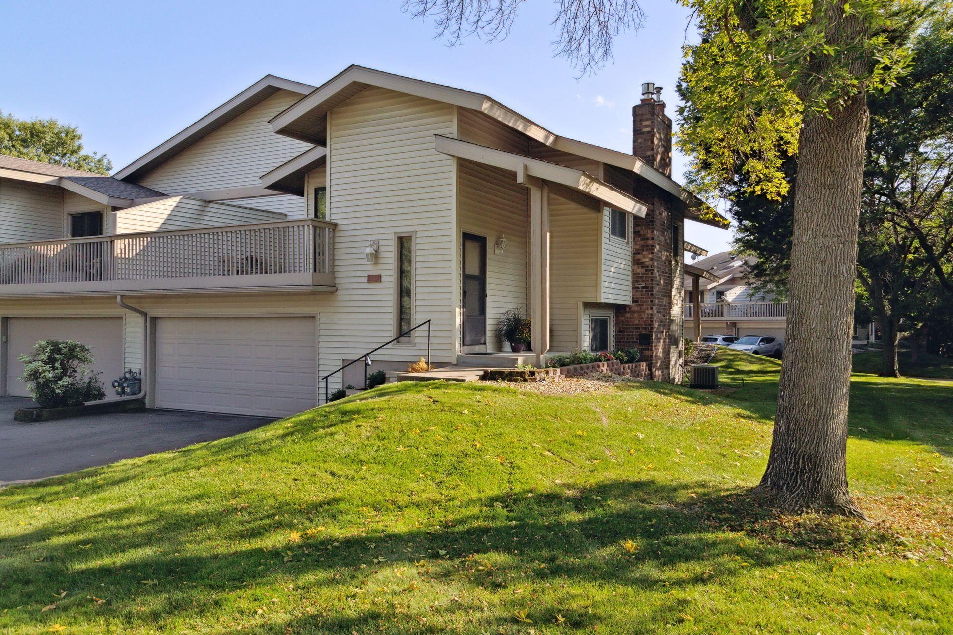 View of Residential at 9743 Dorset Lane, Eden Prairie MN 55347, Eden Prairie - Mike Wilen | Minnesota Team Real Estate