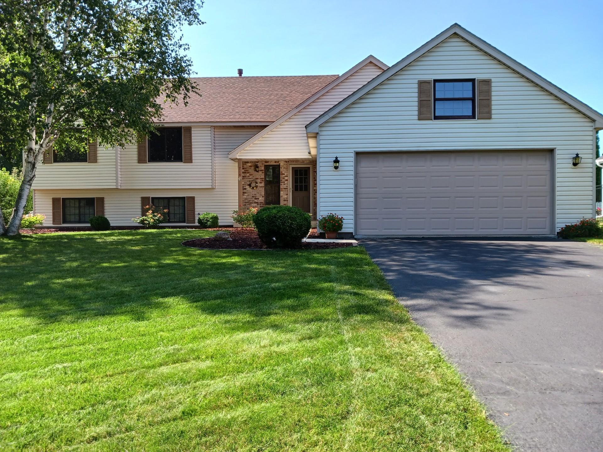 View of Residential at 716 Castleton Lane, Eagan MN 55123, Eagan - Mike Wilen | Minnesota Team Real Estate