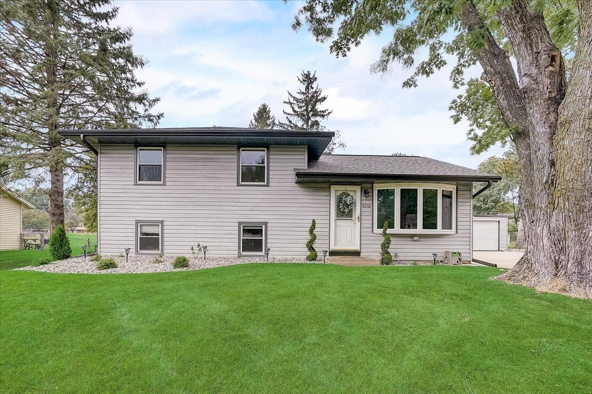 View of Residential at 8352 85th Street, Cottage Grove MN 55016, Cottage Grove - Mike Wilen | Minnesota Team Real Estate