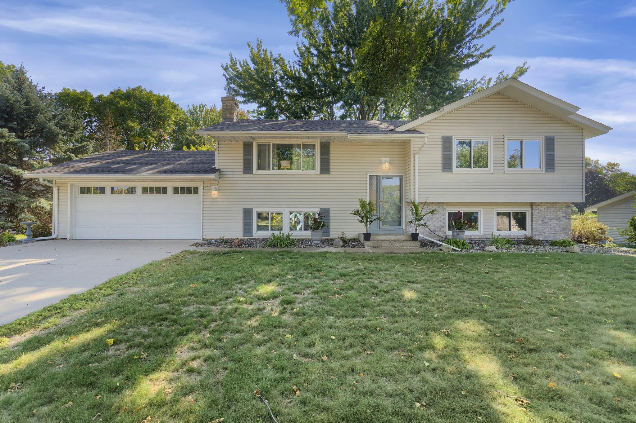 View of Residential at 7909 107th Street, Bloomington MN 55438, Bloomington - Mike Wilen | Minnesota Team Real Estate