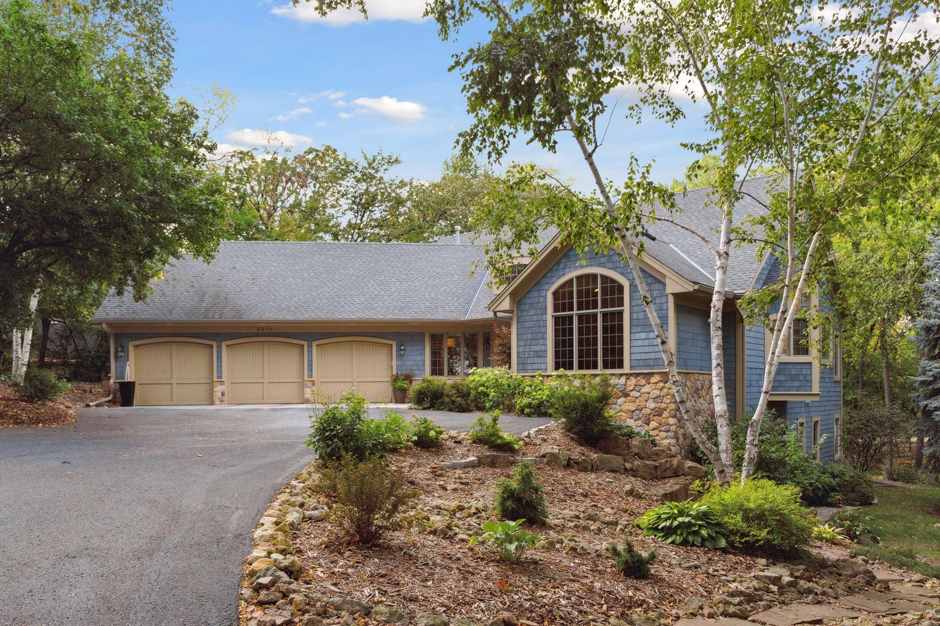 View of Residential at 2010 Oakland Road, Minnetonka MN 55305, Minnetonka - Mike Wilen | Minnesota Team Real Estate