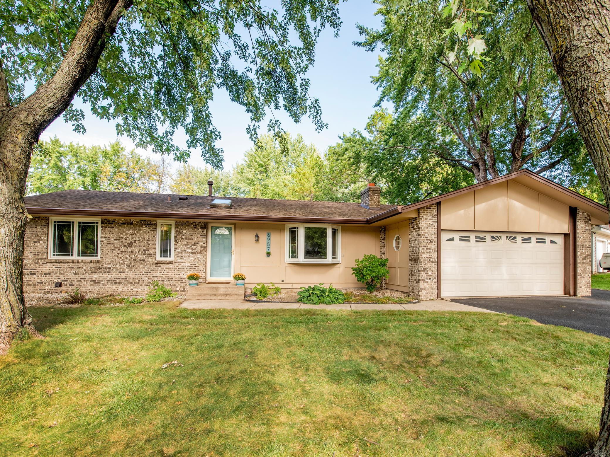 View of Residential at 6957 137th Court, Apple Valley MN 55124, Apple Valley - Mike Wilen | Minnesota Team Real Estate