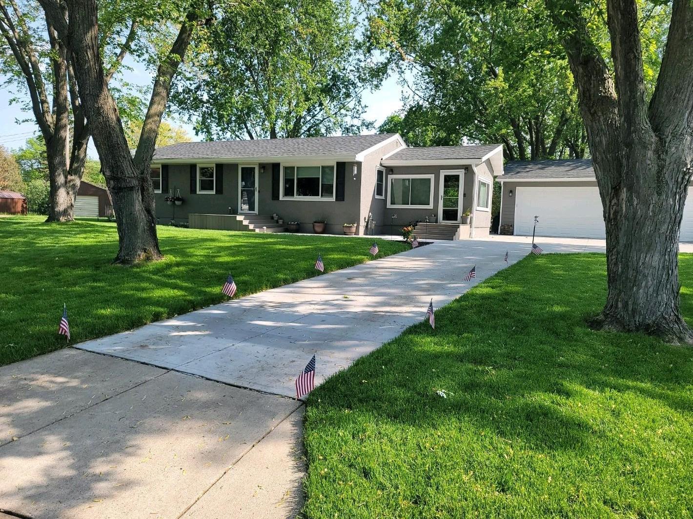 View of Residential at 413 Meadow Court, Woodbury MN 55125, Woodbury - Mike Wilen | Minnesota Team Real Estate