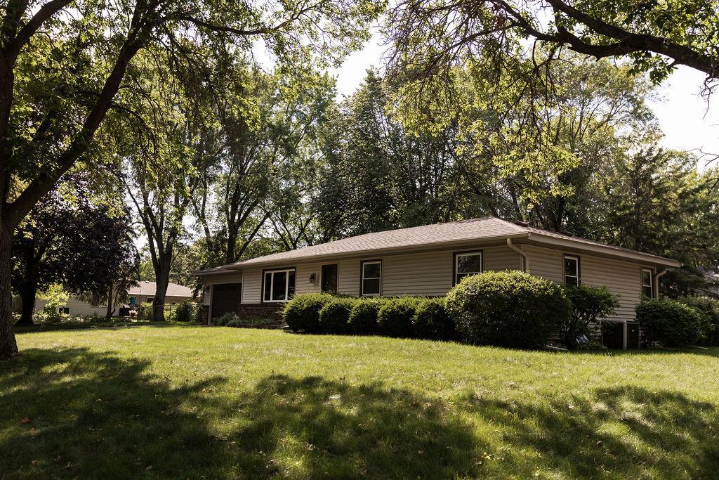View of Residential at 2995 Mary Street, Maplewood MN 55109, Maplewood - Mike Wilen | Minnesota Team Real Estate