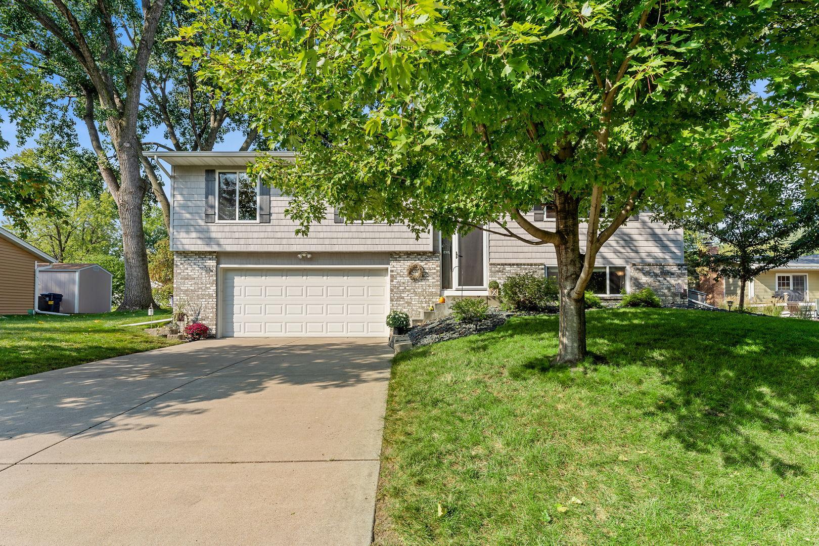 View of Residential at 12820 Eagle Ridge Drive, Burnsville MN 55337, Burnsville - Mike Wilen | Minnesota Team Real Estate