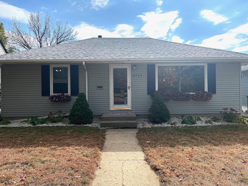 View of Residential at 2705 60th Street, Minneapolis MN 55410, Minneapolis - Mike Wilen | Minnesota Team Real Estate