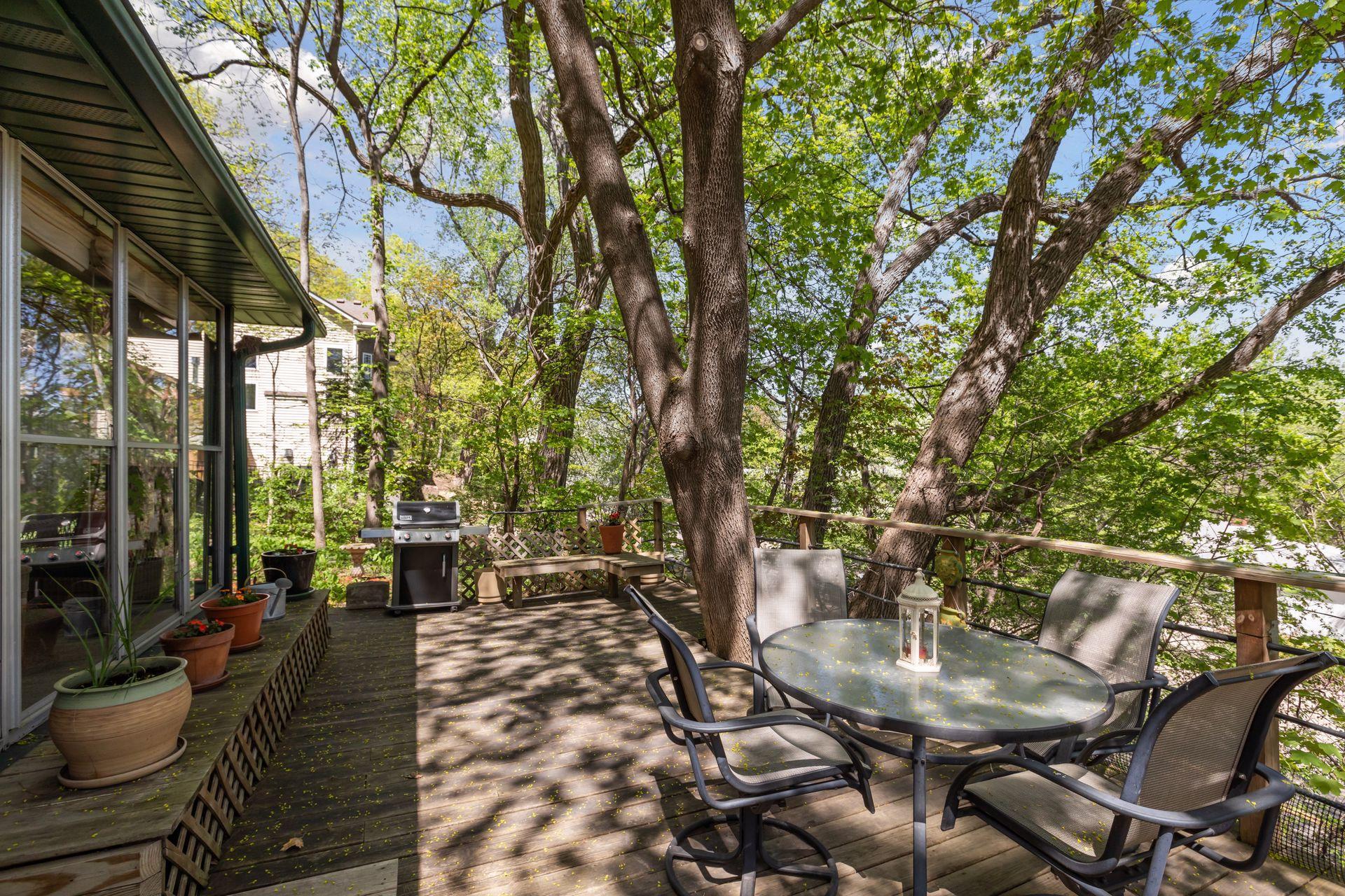 View of Residential at 687 Lexington Parkway, Saint Paul MN 55116, Saint Paul - Mike Wilen | Minnesota Team Real Estate