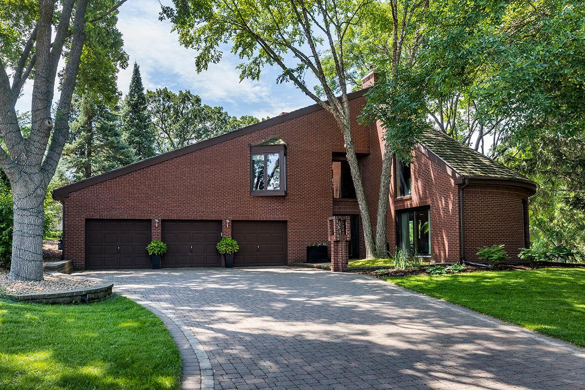 View of Residential at 11559 Mount Curve Road, Eden Prairie MN 55347, Eden Prairie - Mike Wilen | Minnesota Team Real Estate