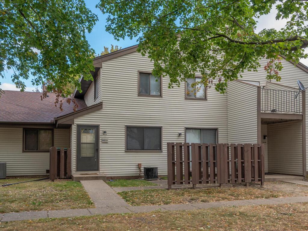 View of Residential at 6010 72nd Lane, Brooklyn Park MN 55429, Brooklyn Park - Mike Wilen | Minnesota Team Real Estate