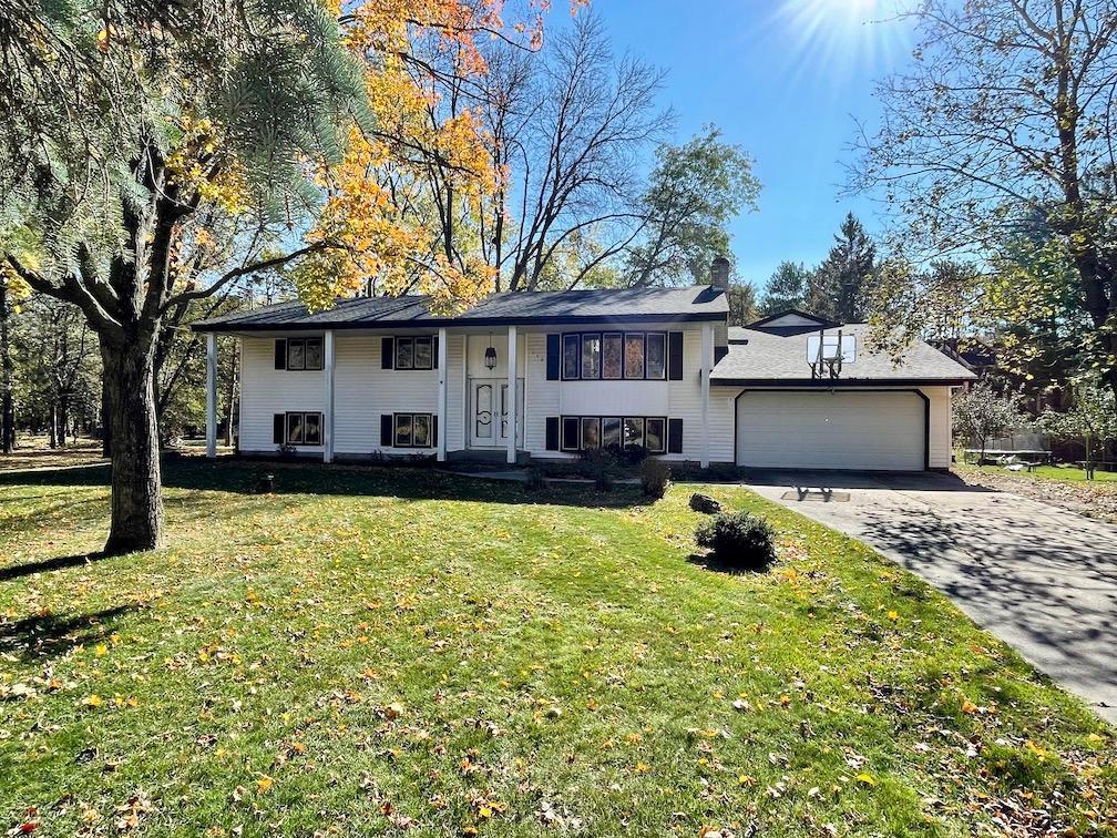 View of Residential at 250 Edgecumbe Drive, Mahtomedi MN 55115, Mahtomedi - Mike Wilen | Minnesota Team Real Estate