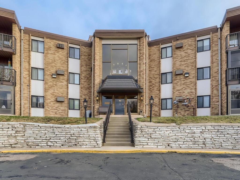 View of Residential at 2690 Oxford Street #208, Roseville MN 55113, Roseville - Mike Wilen | Minnesota Team Real Estate