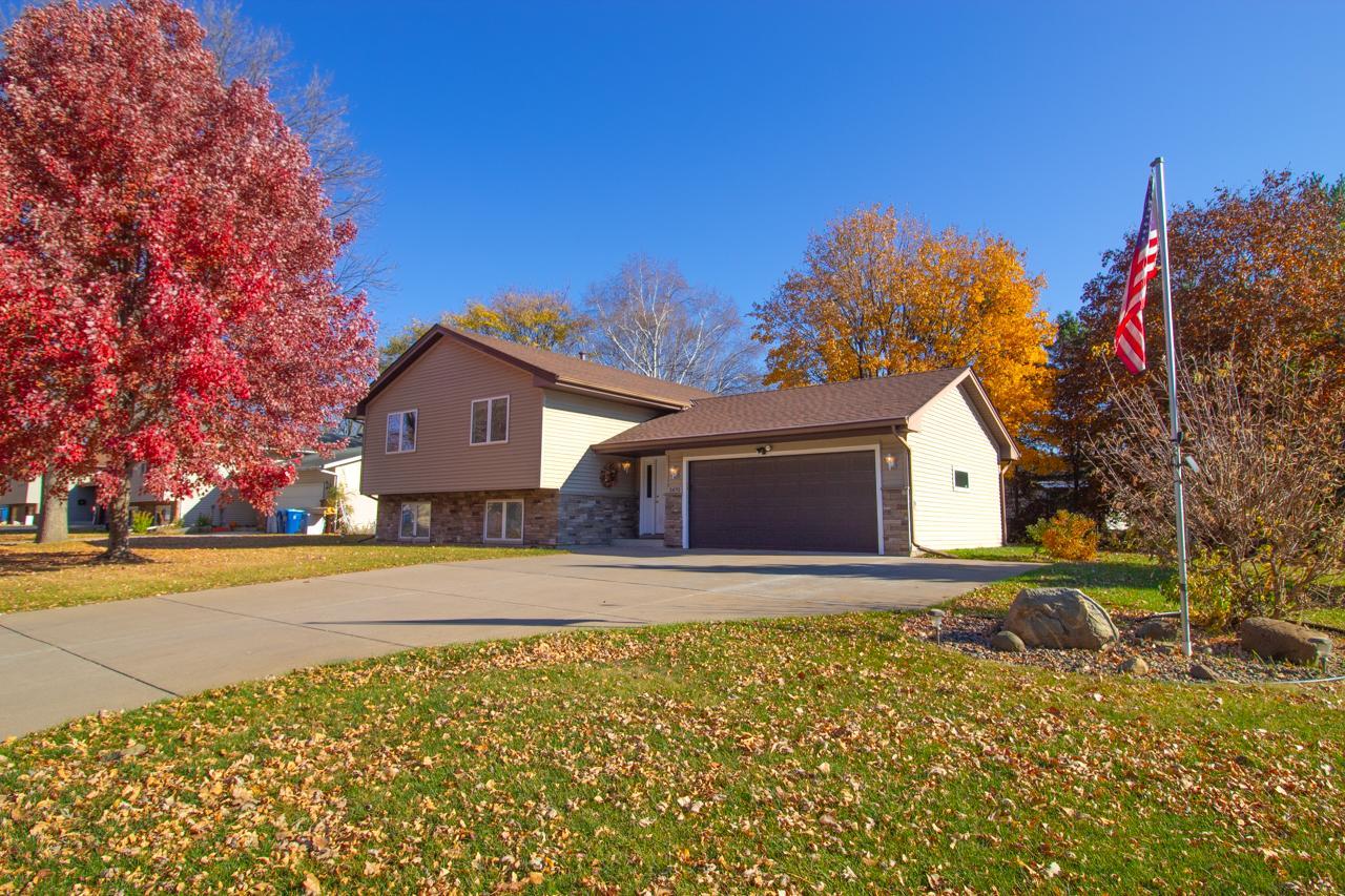 View of Residential at 3470 English Street, Vadnais Heights MN 55110, Vadnais Heights - Mike Wilen | Minnesota Team Real Estate