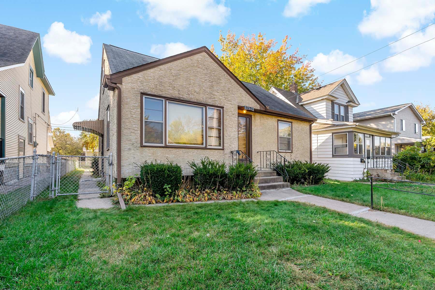 View of Residential at 1696 7th Street, Saint Paul MN 55106, Saint Paul - Mike Wilen | Minnesota Team Real Estate