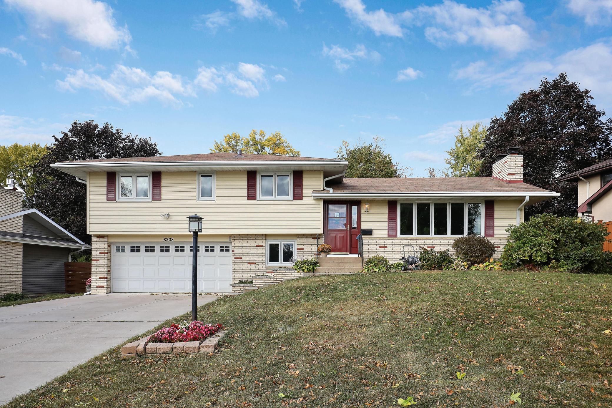 View of Residential at 8208 39th Avenue, New Hope MN 55427, New Hope - Mike Wilen | Minnesota Team Real Estate