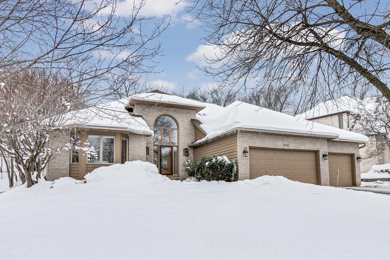 View of Residential at 210 Wyndham Circle, New Brighton MN 55112, New Brighton - Mike Wilen | Minnesota Team Real Estate