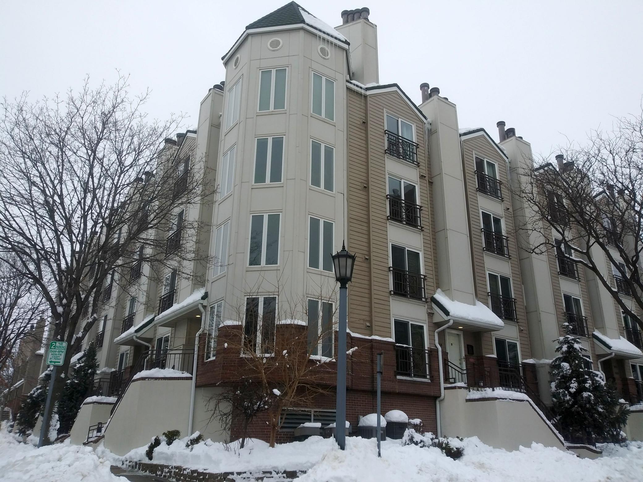 View of Residential at 900 Lincoln Avenue #6, Minneapolis MN 55403, Minneapolis - Mike Wilen | Minnesota Team Real Estate