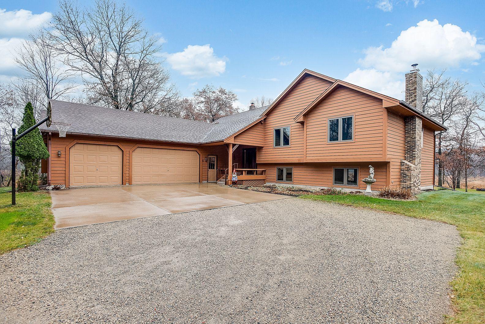 View of Residential at 6816 Camp 3 Road, Forest Lake MN 55025, Forest Lake - Mike Wilen | Minnesota Team Real Estate
