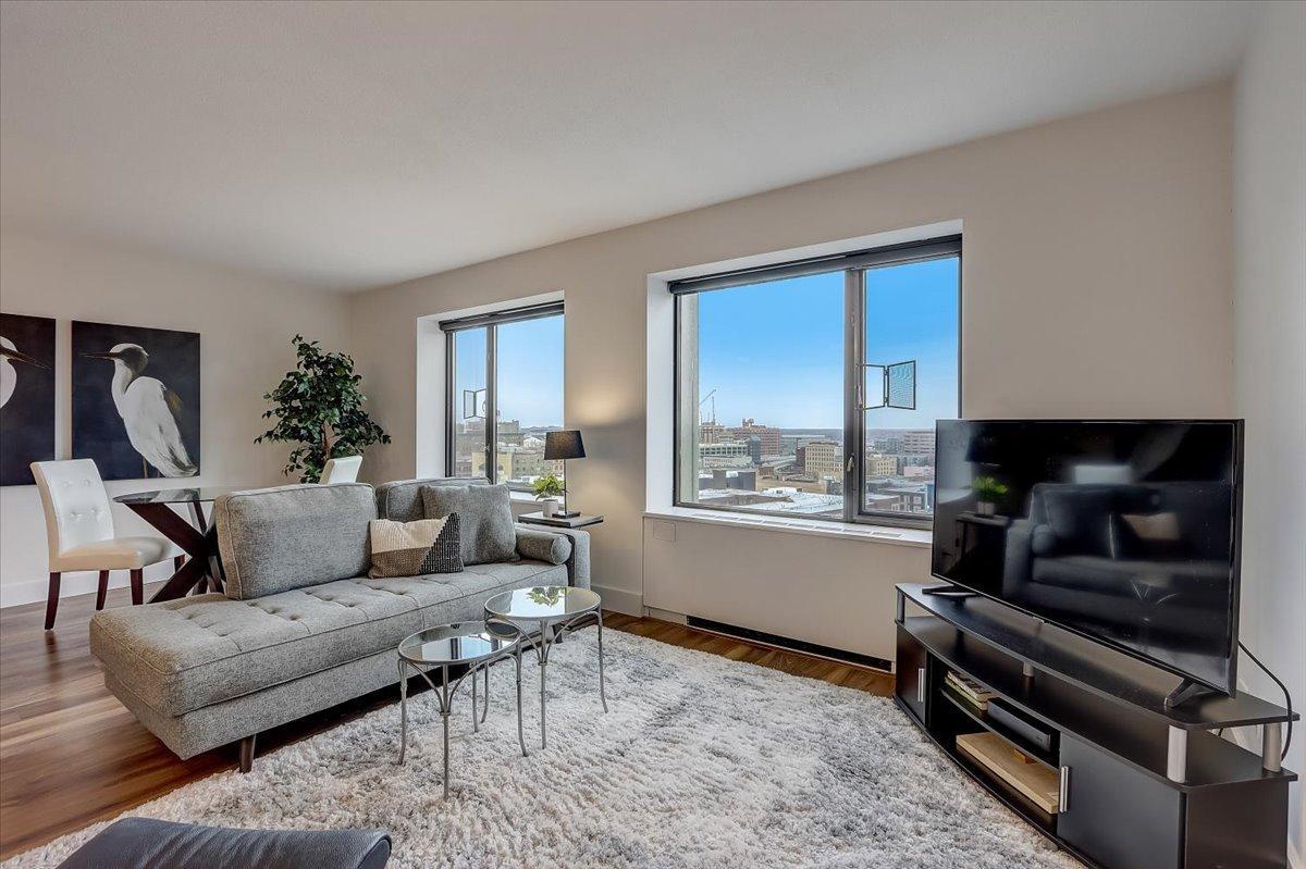 View of Residential at 17 1st Street #A1709, Minneapolis MN 55401, Minneapolis - Mike Wilen | Minnesota Team Real Estate