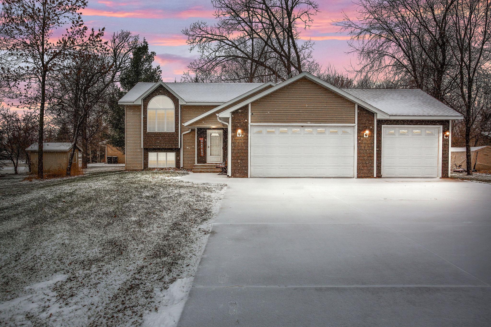 View of Residential at 39050 Harder Parkway, North Branch MN 55056, North Branch - Mike Wilen | Minnesota Team Real Estate