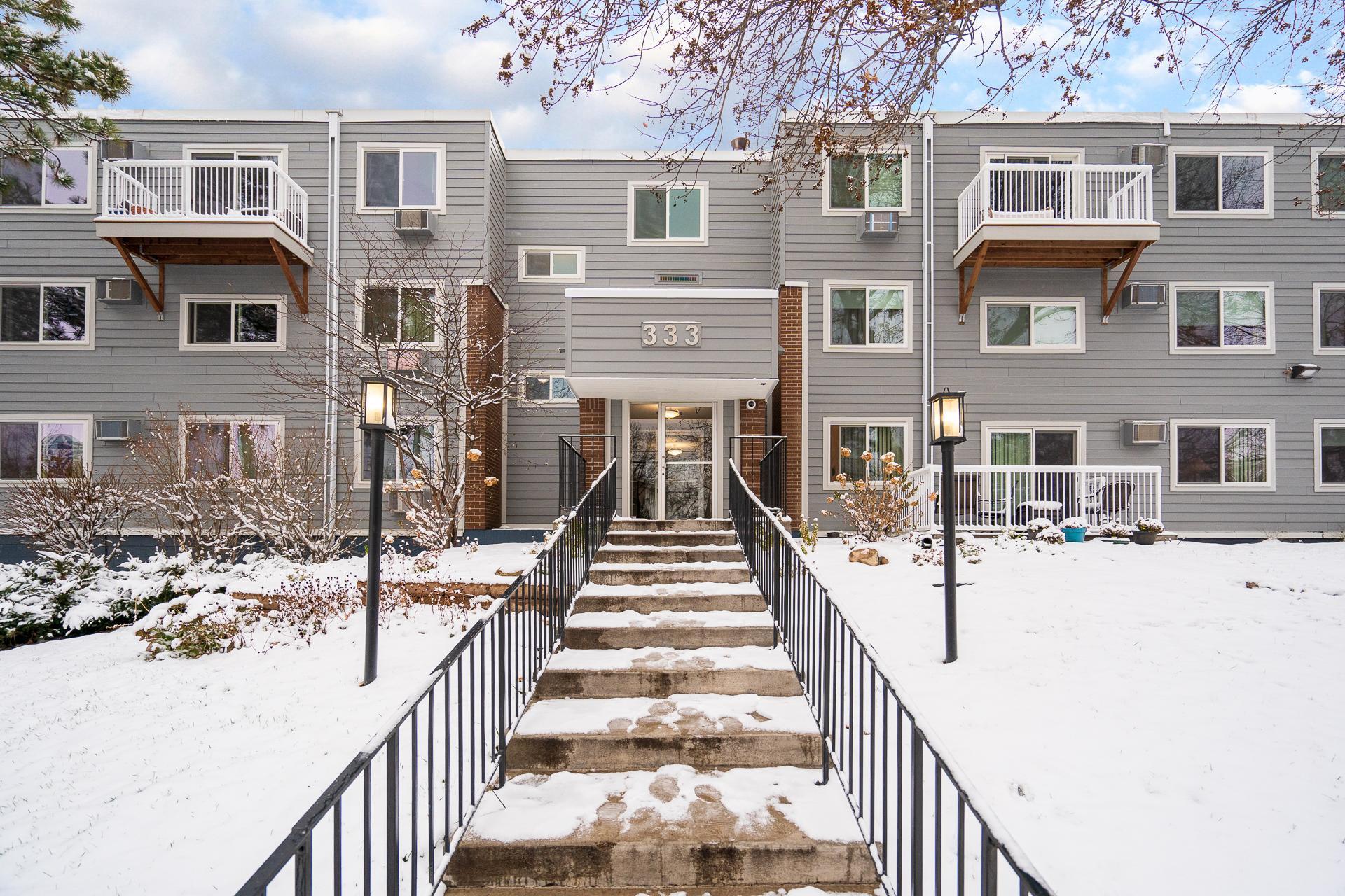 View of Residential at 333 8th Street #208, Minneapolis MN 55414, Minneapolis - Mike Wilen | Minnesota Team Real Estate