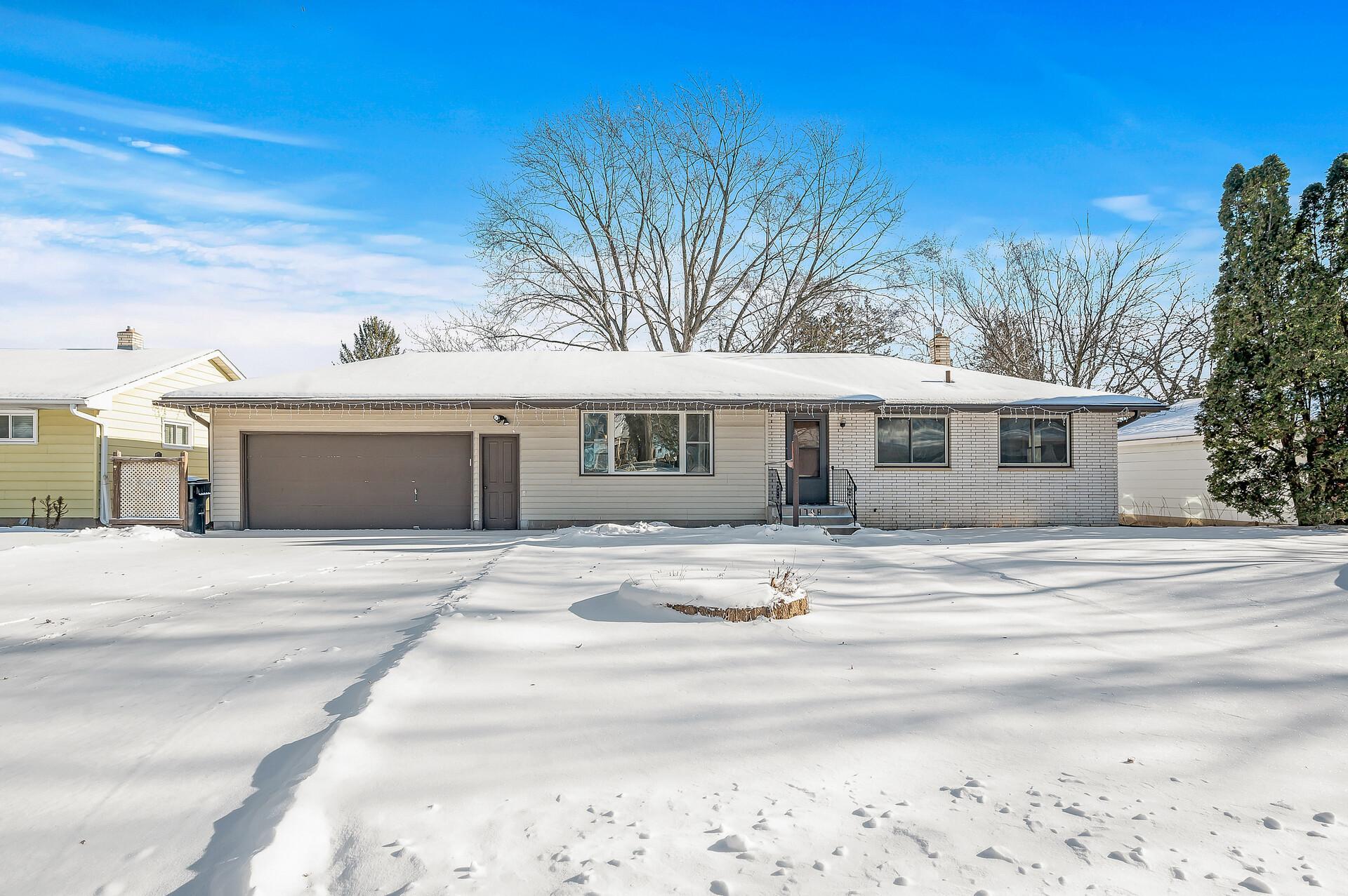 View of Residential at 1708 Duluth Street, Maplewood MN 55109, Maplewood - Mike Wilen | Minnesota Team Real Estate