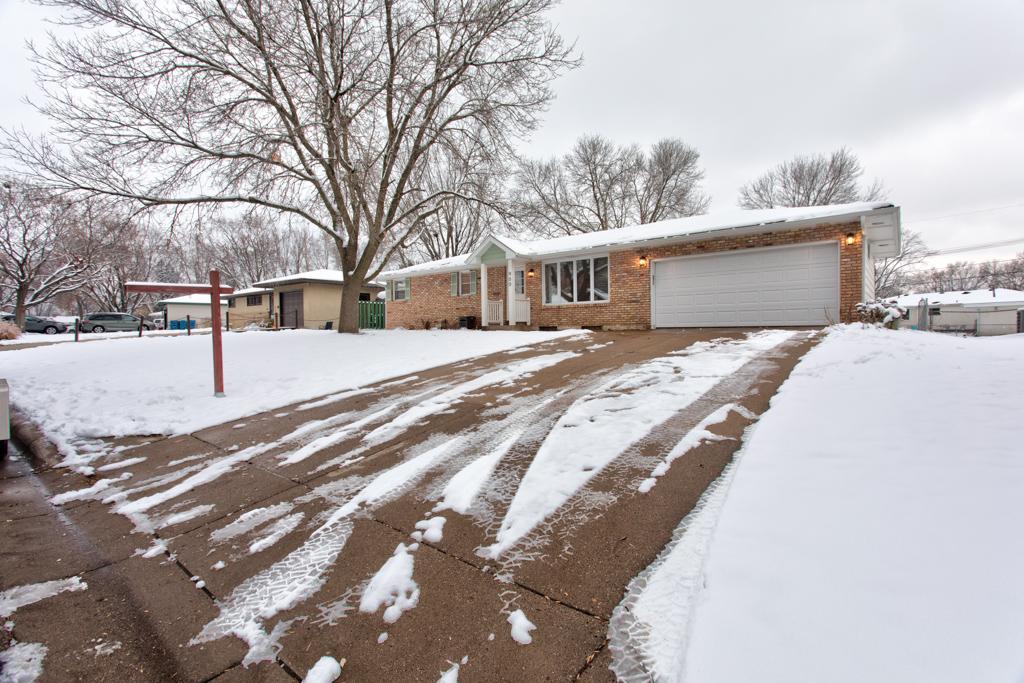 View of Residential at 900 Overton Drive, Fridley MN 55432, Fridley - Mike Wilen | Minnesota Team Real Estate