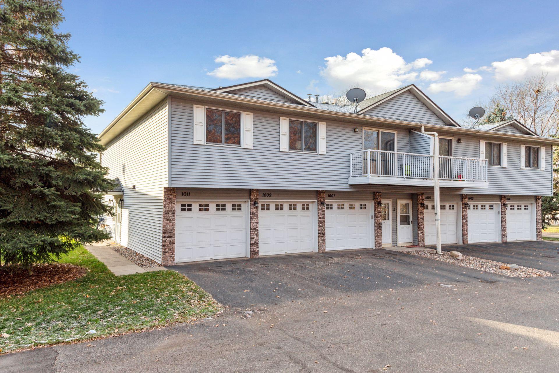View of Residential at 1009 Pond View Court, Vadnais Heights MN 55127, Vadnais Heights - Mike Wilen | Minnesota Team Real Estate