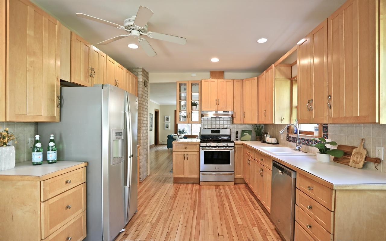 View of Residential at 905 Lakeview Avenue, Saint Paul MN 55117, Saint Paul - Mike Wilen | Minnesota Team Real Estate