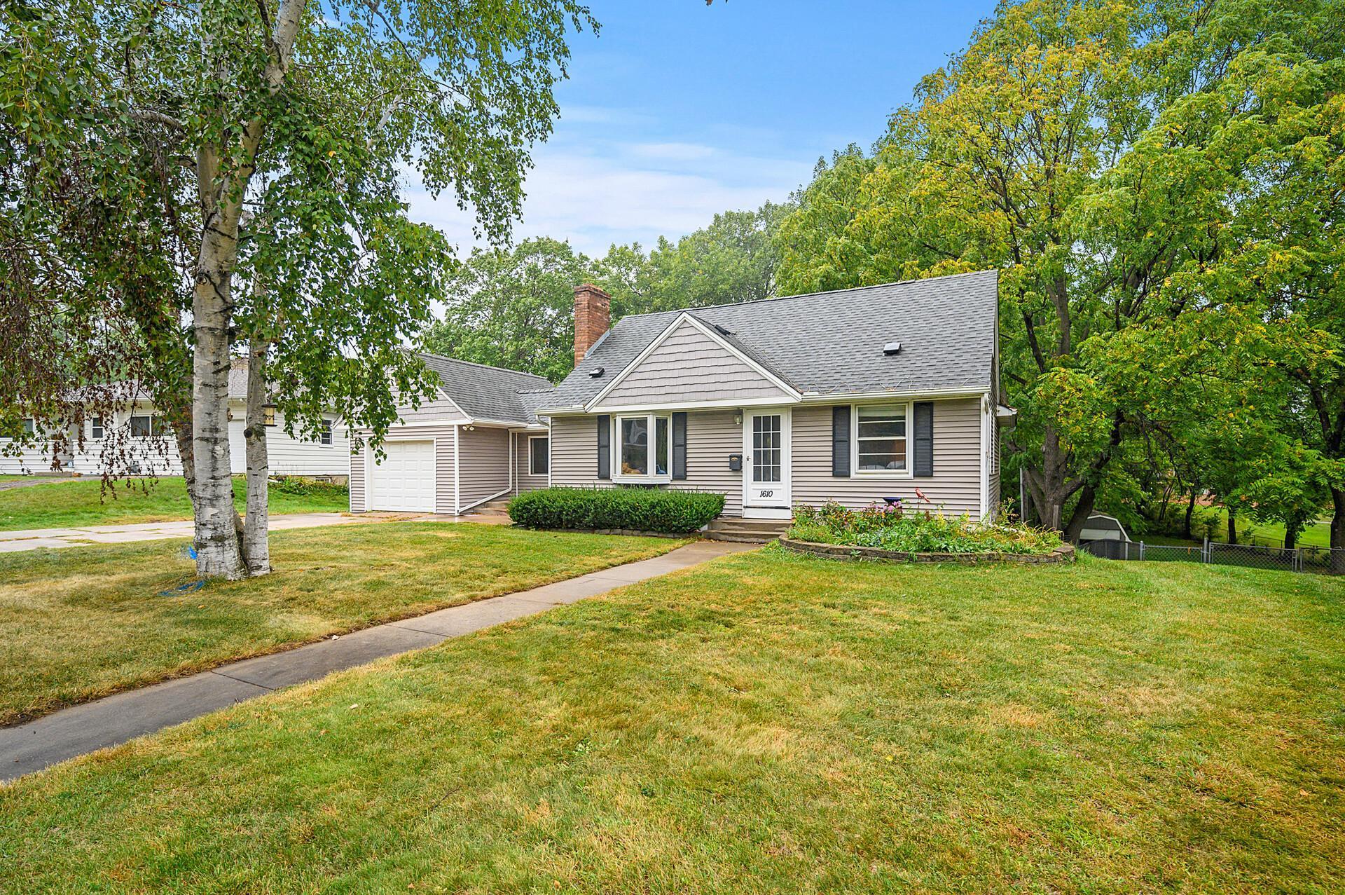 View of Residential at 1610 Edgewood Avenue, Saint Louis Park MN 55426, Saint Louis Park - Mike Wilen | Minnesota Team Real Estate