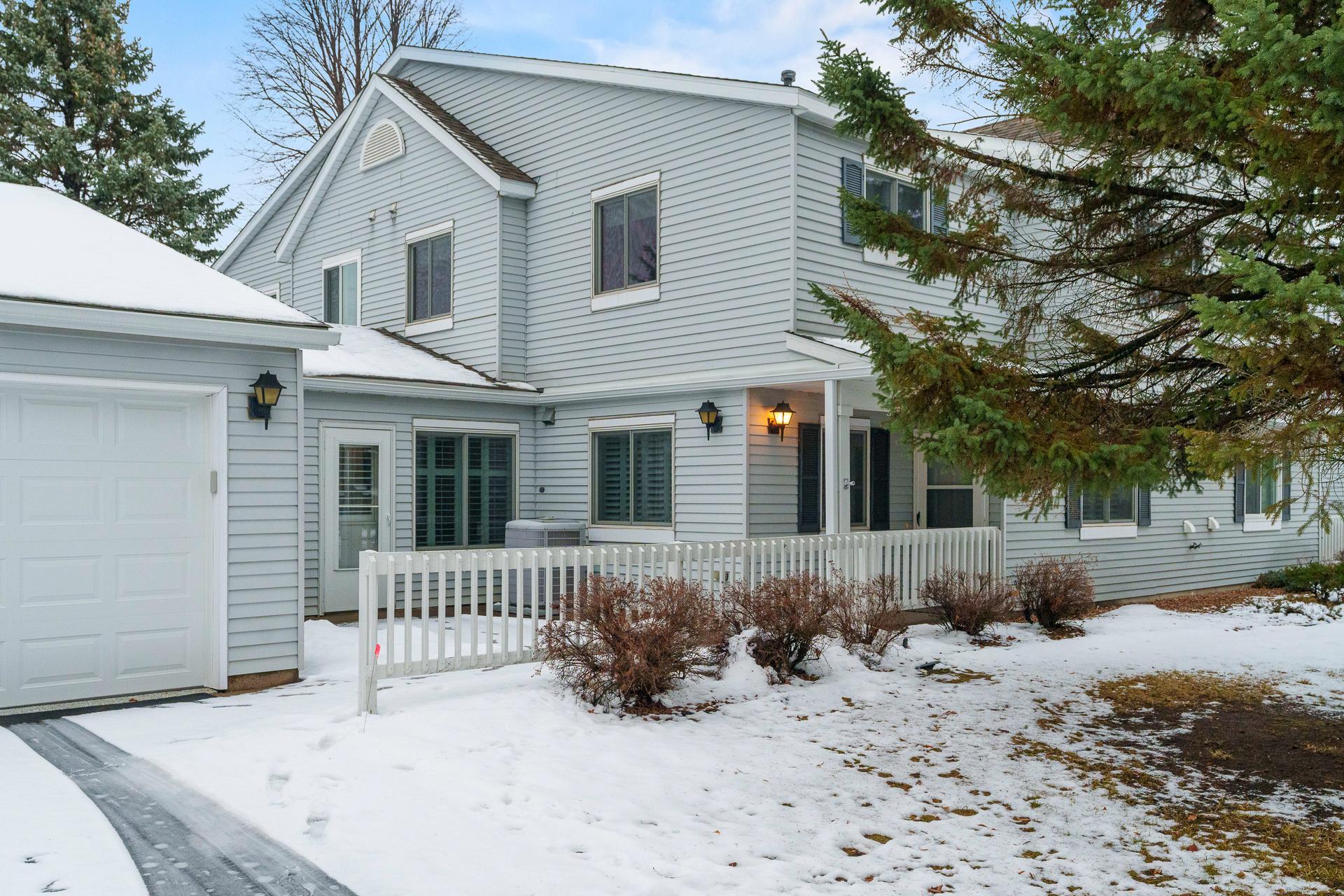 View of Residential at 2537 Wimbledon Place, Woodbury MN 55125, Woodbury - Mike Wilen | Minnesota Team Real Estate