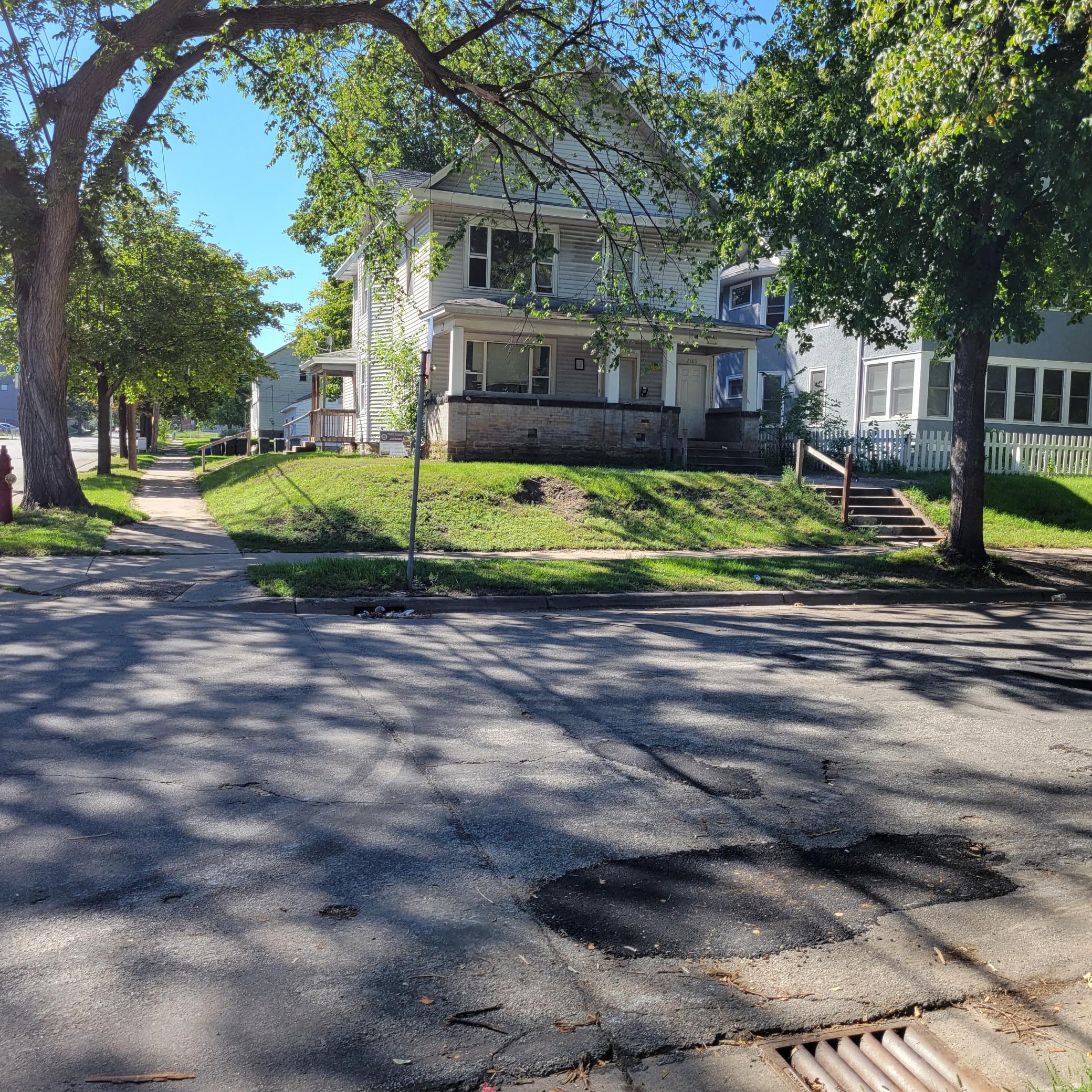 View of Residential Income at 2101 6th Street, Minneapolis MN 55411, Minneapolis - Mike Wilen | Minnesota Team Real Estate