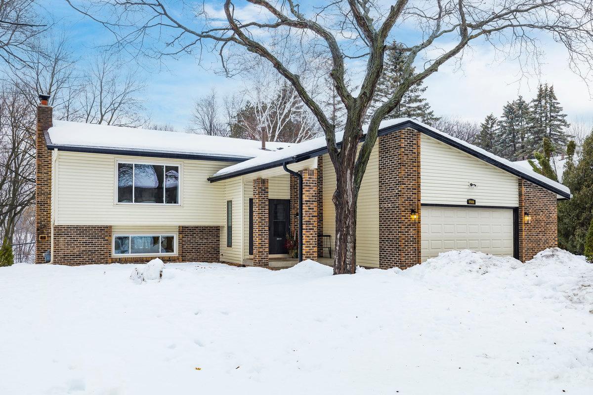 View of Residential at 9906 Balmoral Lane, Eden Prairie MN 55347, Eden Prairie - Mike Wilen | Minnesota Team Real Estate