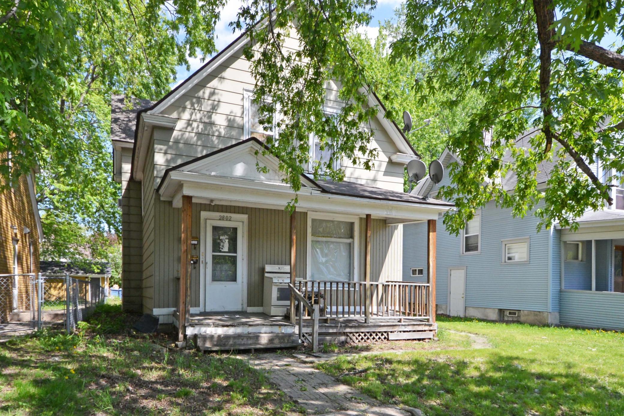 View of Residential Income at 2802 Girard Avenue, Minneapolis MN 55411, Minneapolis - Mike Wilen | Minnesota Team Real Estate