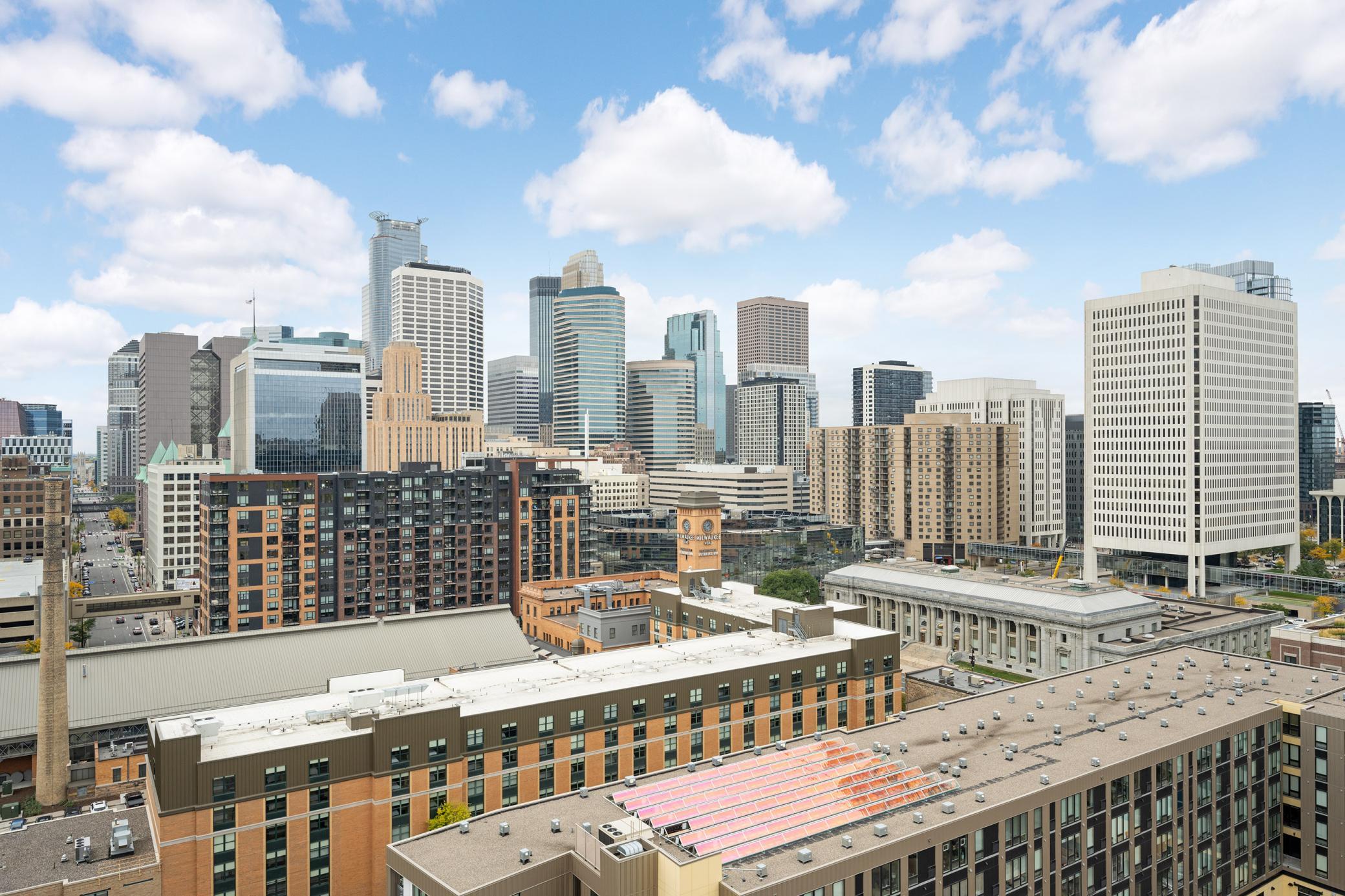 View of Residential at 401 1st Street #1721, Minneapolis MN 55401, Minneapolis - Mike Wilen | Minnesota Team Real Estate