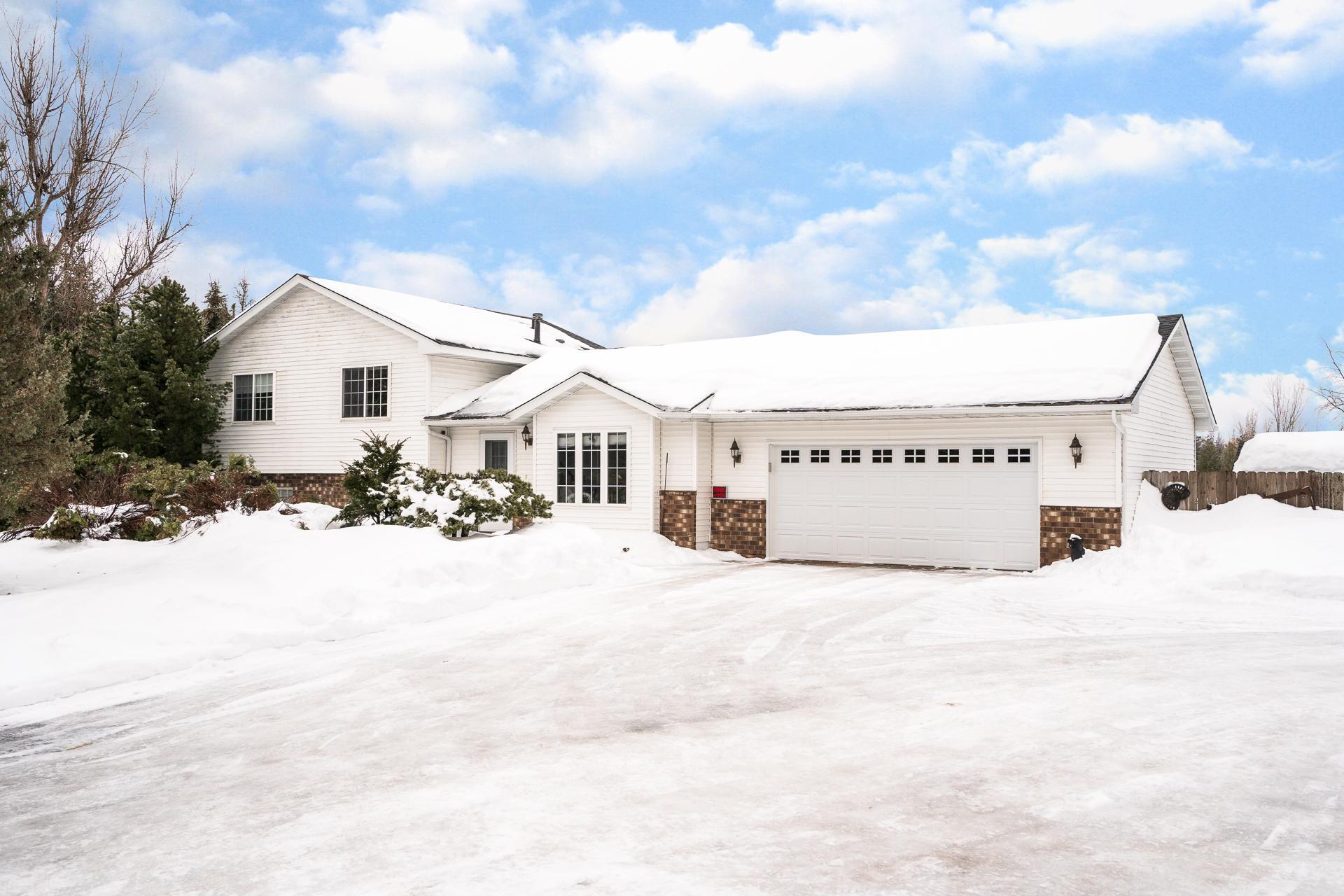 View of Residential at 4515 370th Street, North Branch MN 55056, North Branch - Mike Wilen | Minnesota Team Real Estate