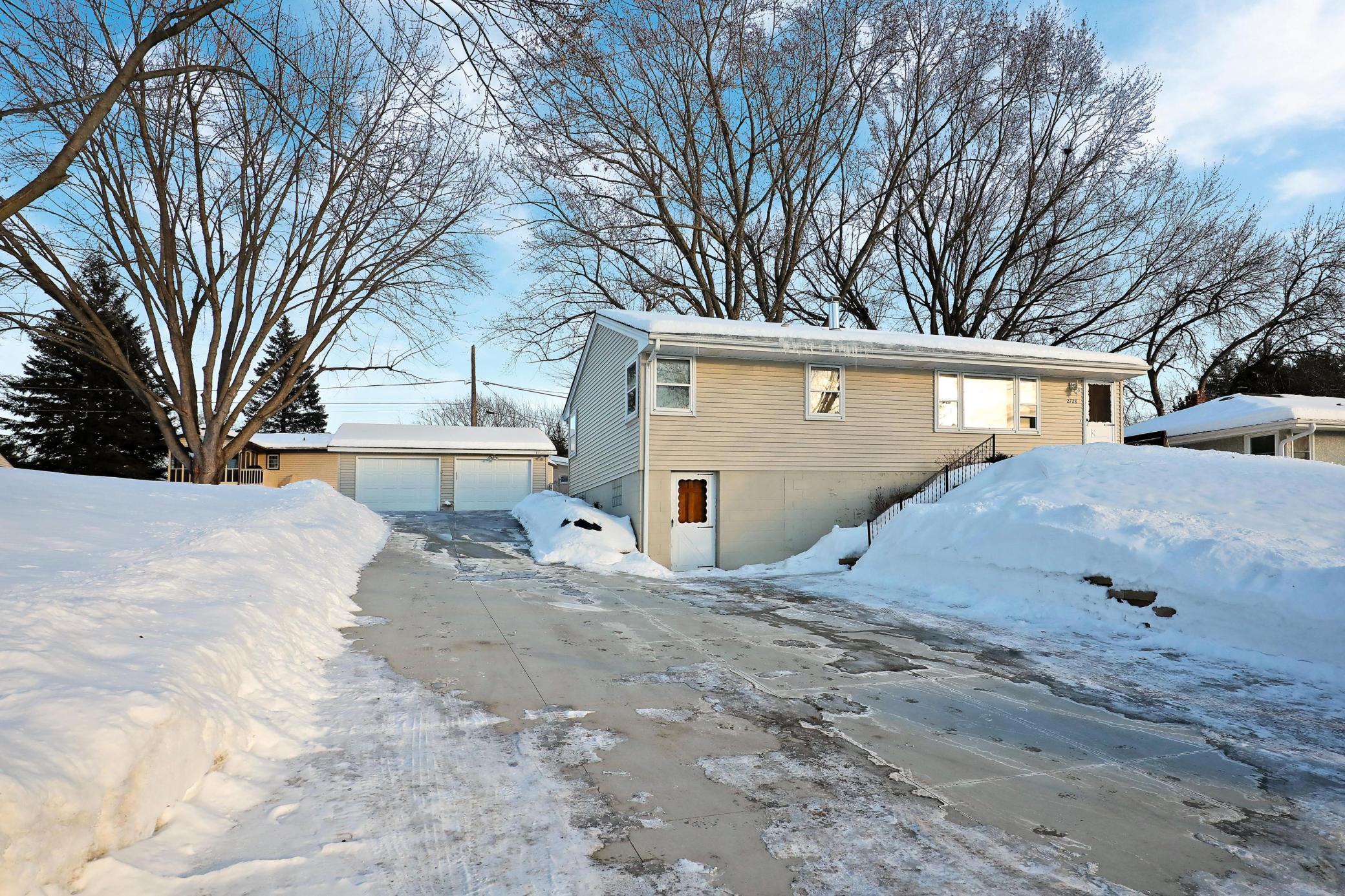 View of Residential at 2728 Longview Drive, North Saint Paul MN 55109, North Saint Paul - Mike Wilen | Minnesota Team Real Estate