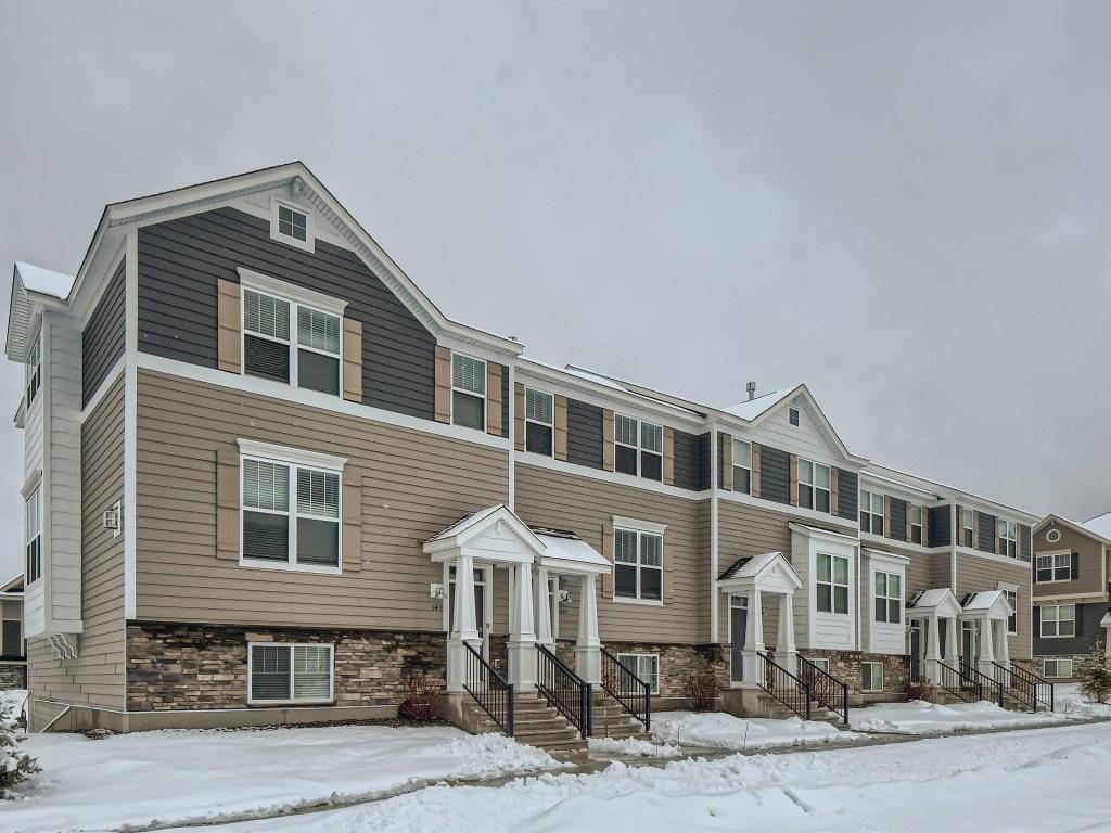 View of Residential at 559 Locke Pointe Drive, Fridley MN 55432, Fridley - Mike Wilen | Minnesota Team Real Estate