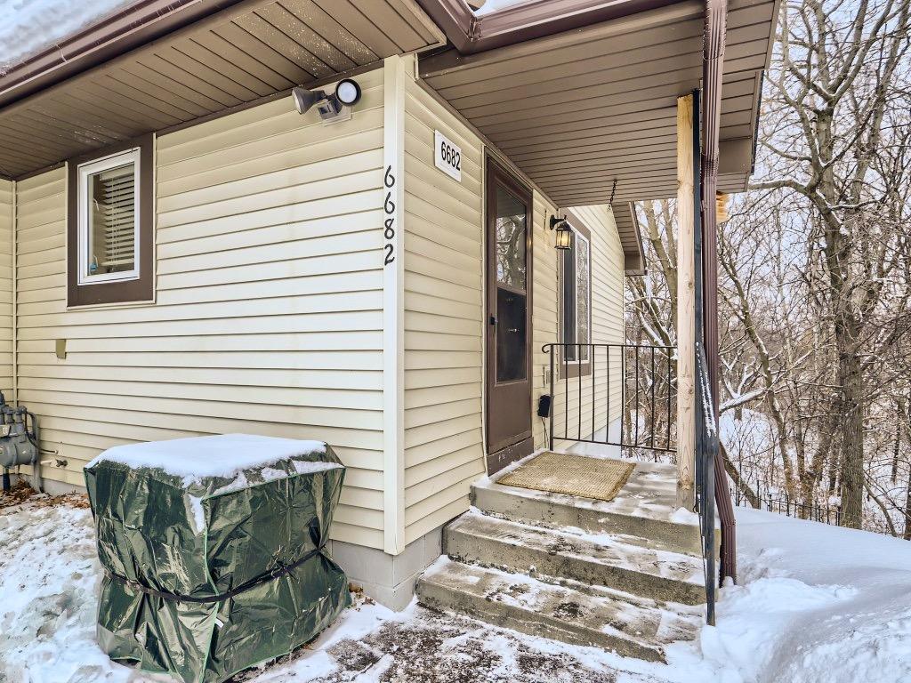 View of Residential at 6682 Gretchen Court, Oakdale MN 55128, Oakdale - Mike Wilen | Minnesota Team Real Estate